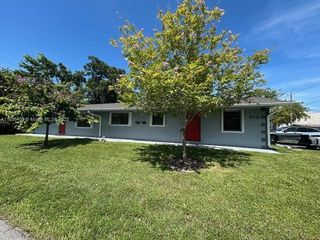 815 SW 2nd Ave 1-2, Hallandale Beach, FL 33009