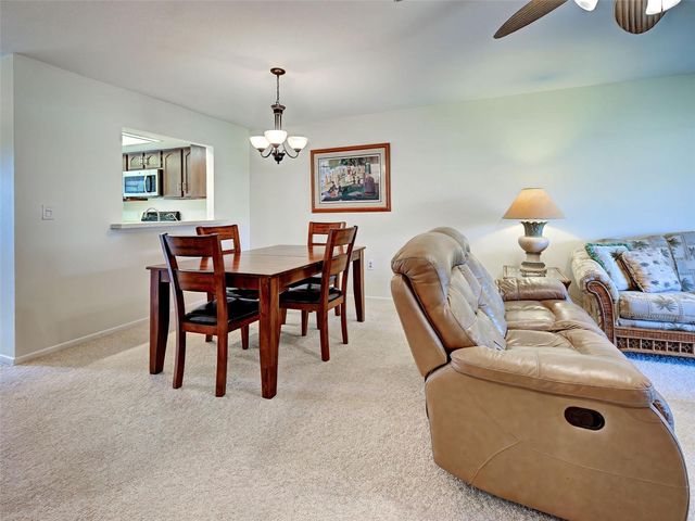 400 MISSION TRAIL E F, Venice, FL 34285