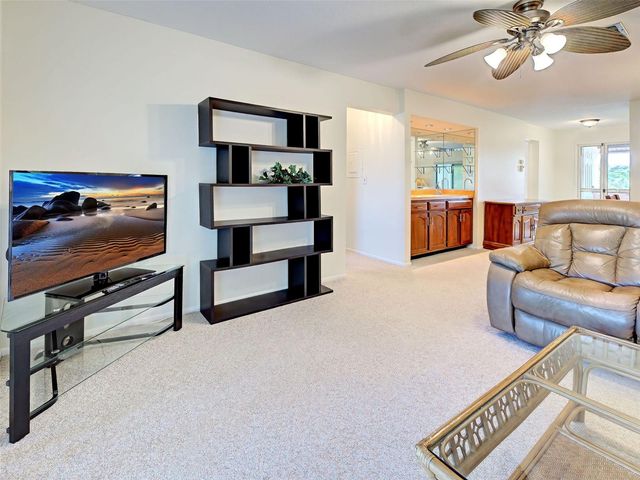400 MISSION TRAIL E F, Venice, FL 34285
