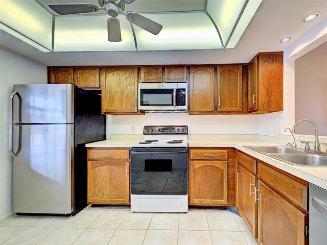 400 MISSION TRAIL E F, Venice, FL 34285