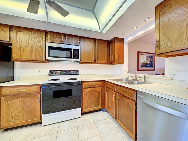 400 MISSION TRAIL E F, Venice, FL 34285
