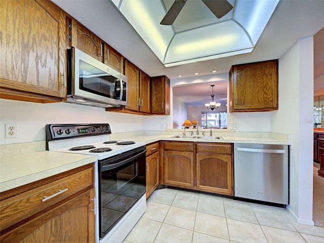 400 MISSION TRAIL E F, Venice, FL 34285