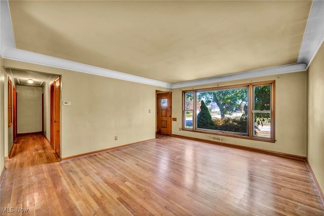 4146 Ascot Lane, Warrensville Heights, OH 44122