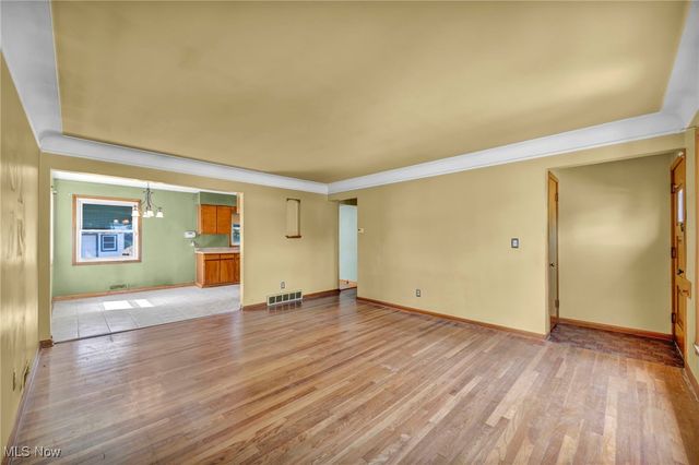 4146 Ascot Lane, Warrensville Heights, OH 44122