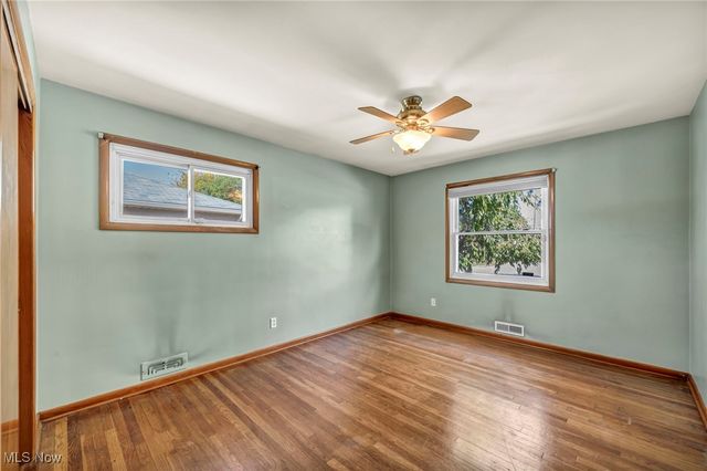 4146 Ascot Lane, Warrensville Heights, OH 44122