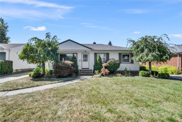 4146 Ascot Lane, Warrensville Heights, OH 44122