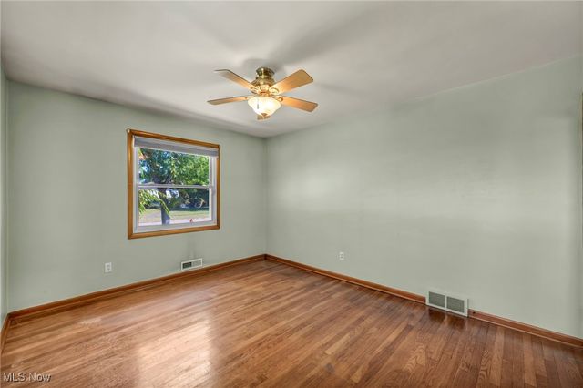 4146 Ascot Lane, Warrensville Heights, OH 44122