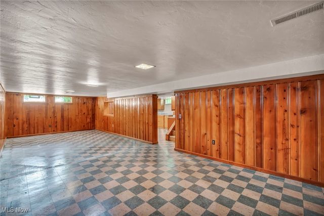 4146 Ascot Lane, Warrensville Heights, OH 44122