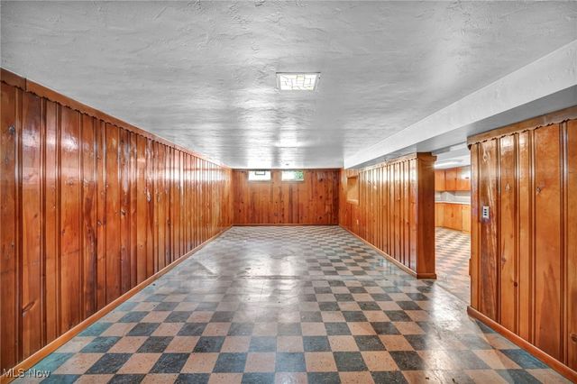 4146 Ascot Lane, Warrensville Heights, OH 44122