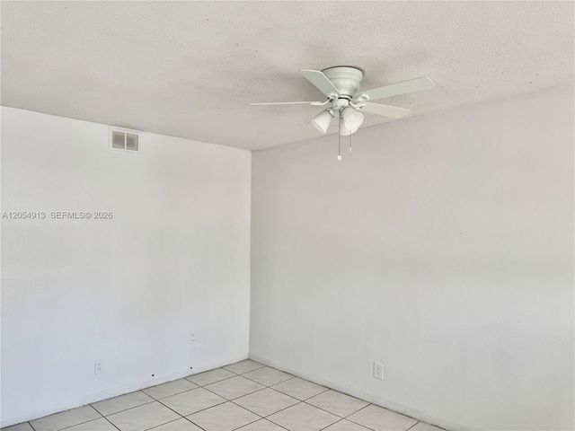 3500 Harrison St 12, Hollywood, FL 33021