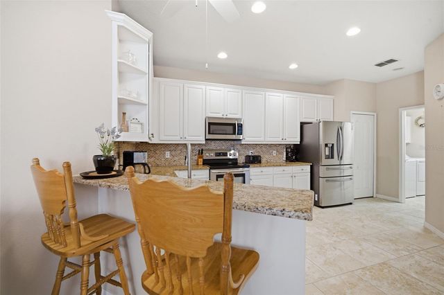 6057 SANDHILL RIDGE DRIVE, Lithia, FL 33547