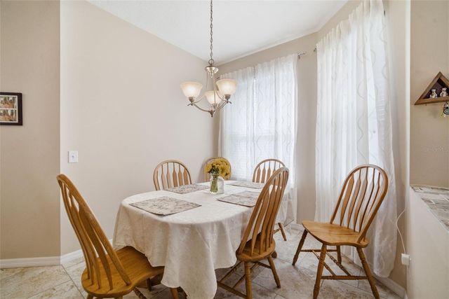 6057 SANDHILL RIDGE DRIVE, Lithia, FL 33547