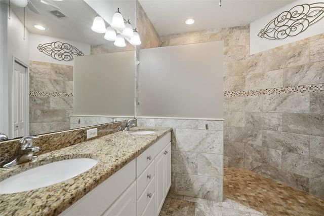 6057 SANDHILL RIDGE DRIVE, Lithia, FL 33547