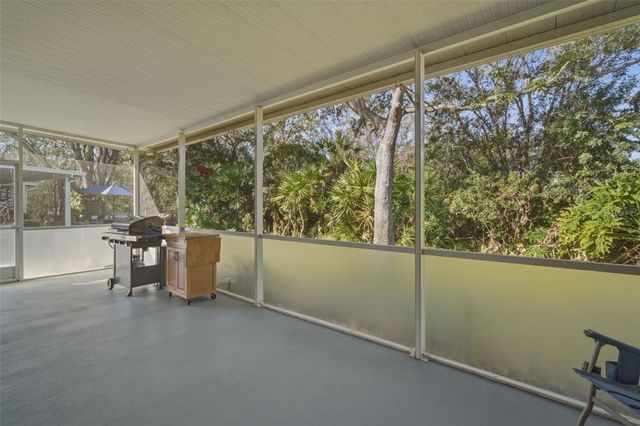 6057 SANDHILL RIDGE DRIVE, Lithia, FL 33547