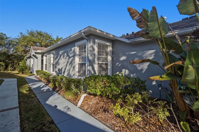 6057 SANDHILL RIDGE DRIVE, Lithia, FL 33547