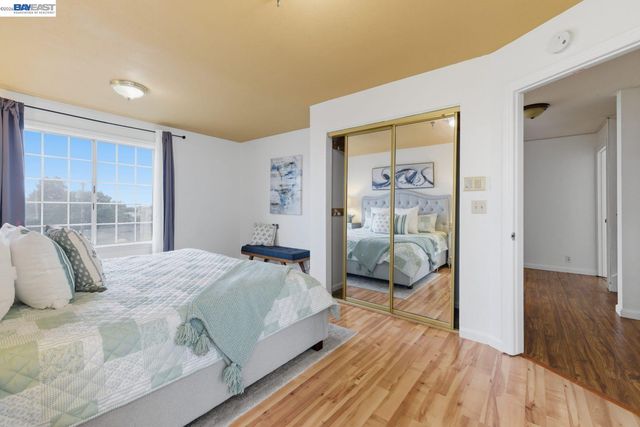 1019 Central Blvd, Hayward, CA 94542