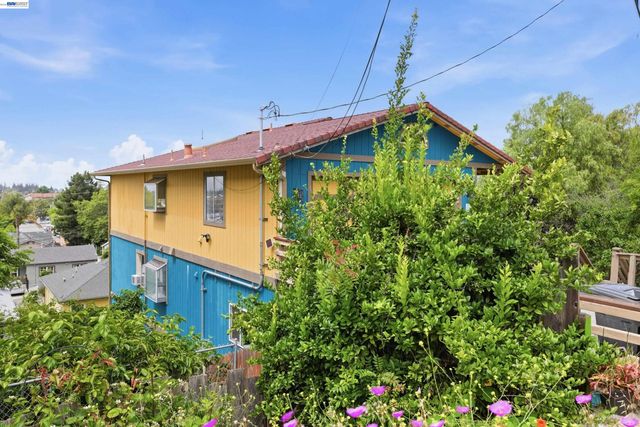 1019 Central Blvd, Hayward, CA 94542