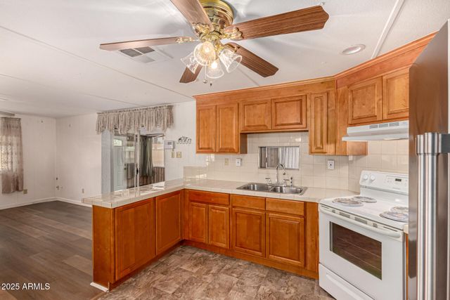 206 S 56TH Street, Mesa, AZ 85206