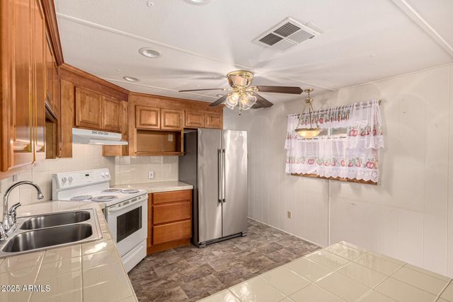 206 S 56TH Street, Mesa, AZ 85206