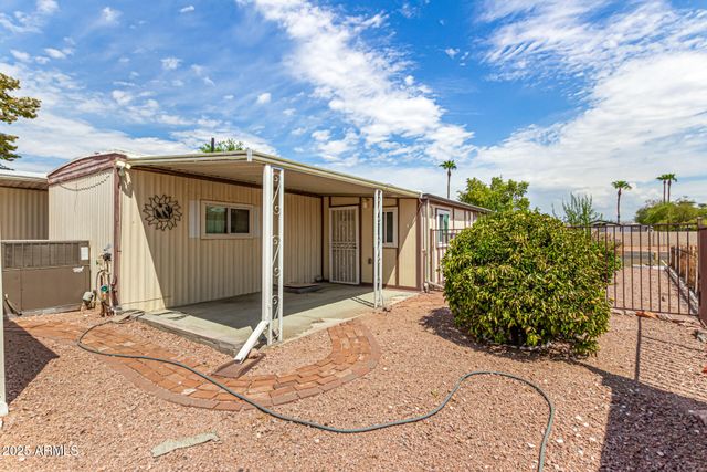 206 S 56TH Street, Mesa, AZ 85206