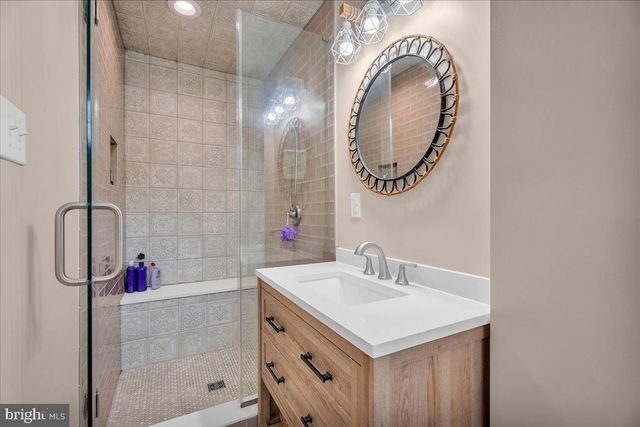 75 GARDENS AVE, Berlin, NJ 08009