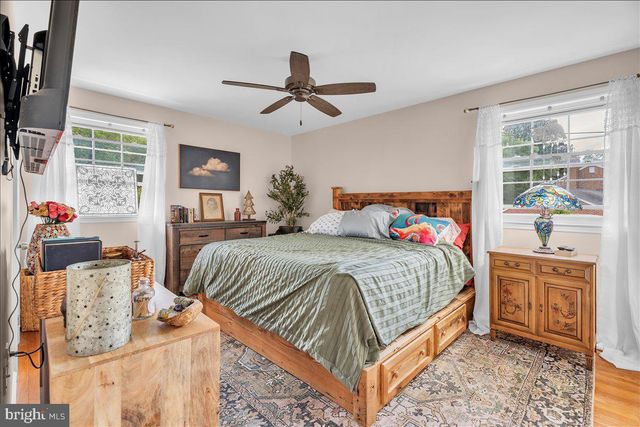 75 GARDENS AVE, Berlin, NJ 08009