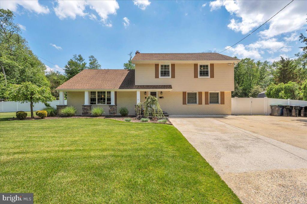 75 GARDENS AVE, Berlin, NJ 08009