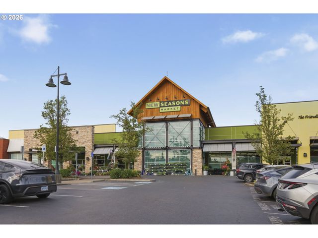 14830 Sw SANDHILL Loop 203, Beaverton, OR 97007