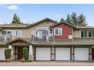 14830 Sw SANDHILL Loop 203, Beaverton, OR 97007