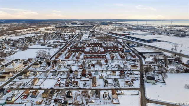 24 Pearl Avenue, Lackawanna, NY 14218