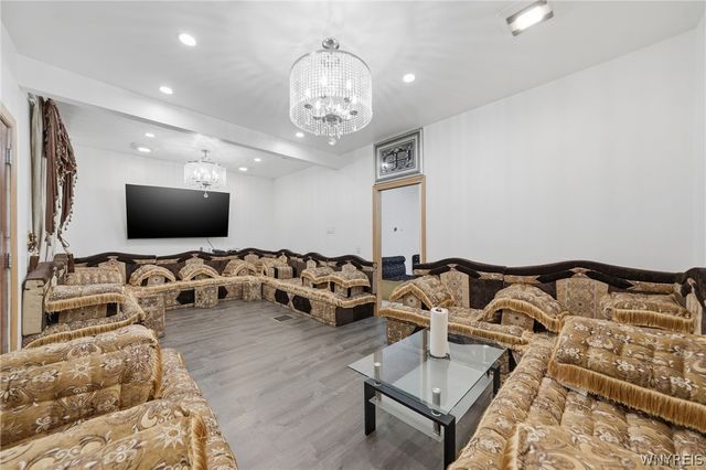 24 Pearl Avenue, Lackawanna, NY 14218