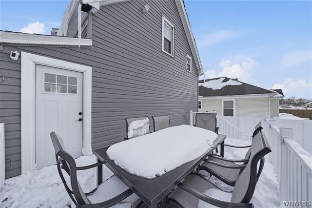 24 Pearl Avenue, Lackawanna, NY 14218