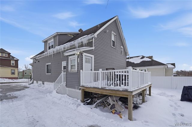 24 Pearl Avenue, Lackawanna, NY 14218