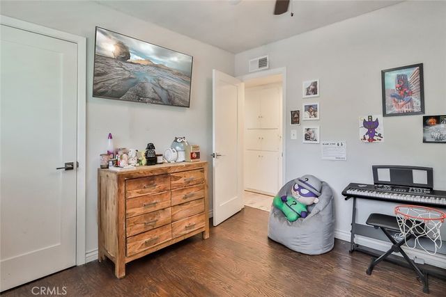 23861 Califa, Woodland Hills, CA 91367