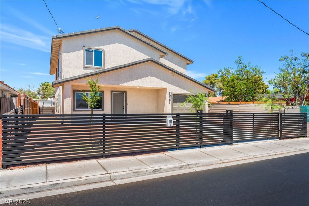 1031 Palm Street, Las Vegas, NV 89104 — exterior
