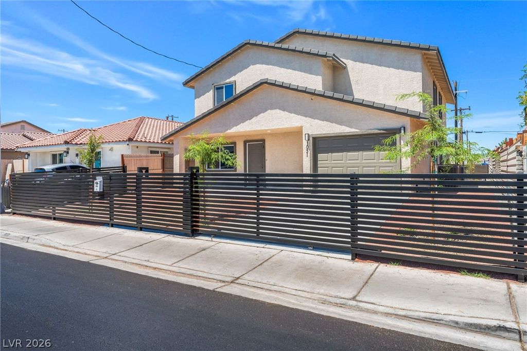 1031 Palm Street, Las Vegas, NV 89104 — photo 2