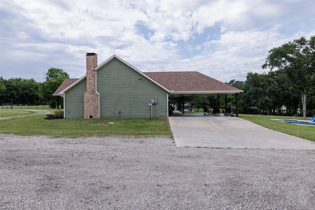 5775 Fm 2947, Quinlan, TX 75474
