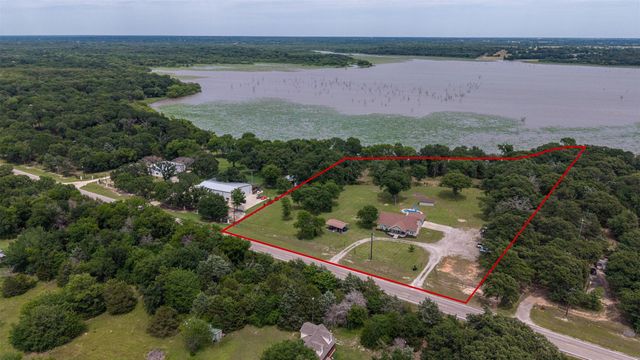5775 Fm 2947, Quinlan, TX 75474
