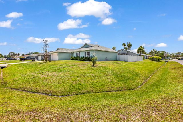1220 SE Navajo Lane, Port St. Lucie, Port St Lucie, FL 34983