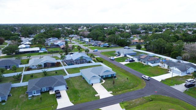 1220 SE Navajo Lane, Port St. Lucie, Port St Lucie, FL 34983