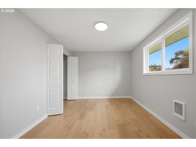 19805 Sw ROCK Rd, Beaverton, OR 97003