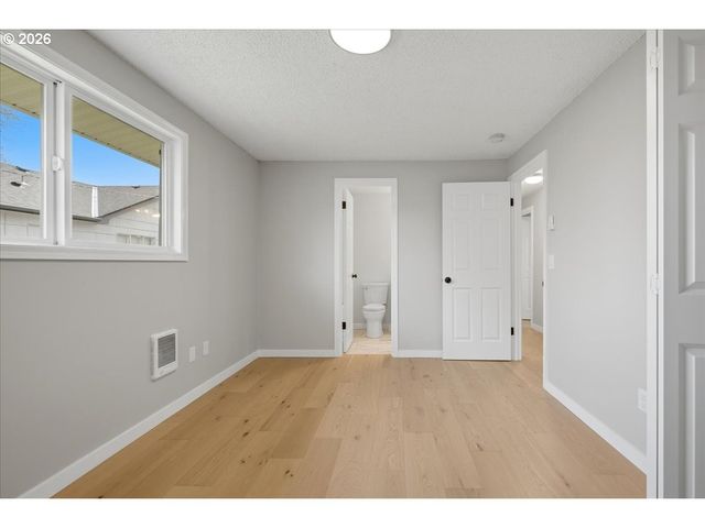 19805 Sw ROCK Rd, Beaverton, OR 97003