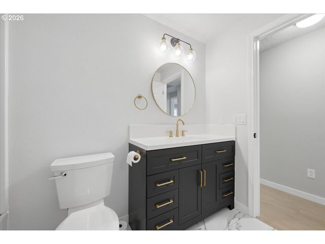 19805 Sw ROCK Rd, Beaverton, OR 97003