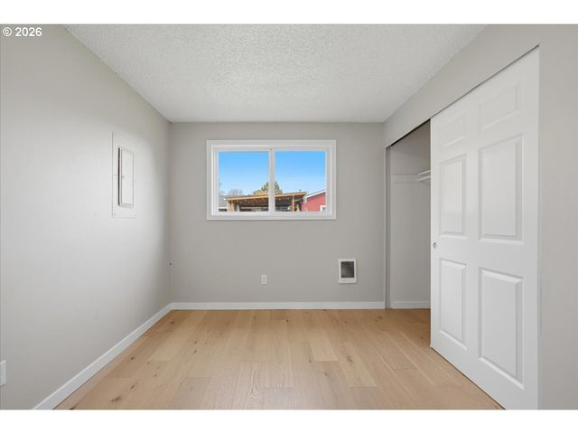 19805 Sw ROCK Rd, Beaverton, OR 97003