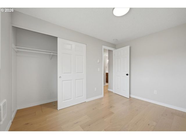 19805 Sw ROCK Rd, Beaverton, OR 97003