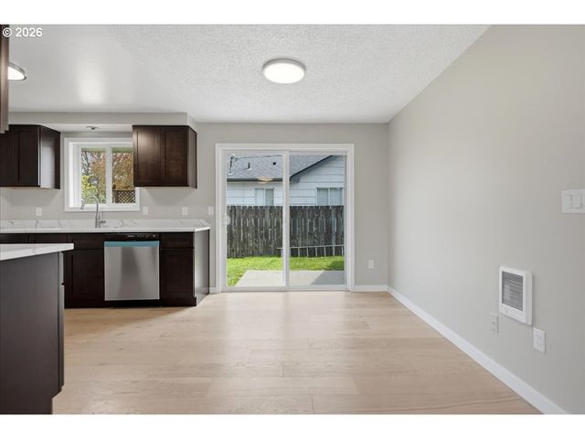 19805 Sw ROCK Rd, Beaverton, OR 97003