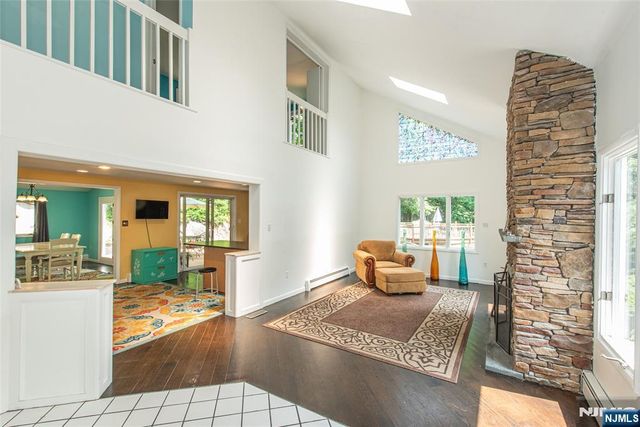 57 Magee Road, Ringwood, NJ 07456