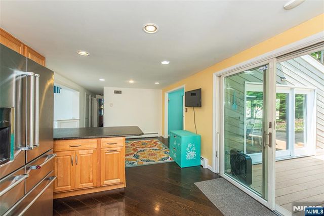 57 Magee Road, Ringwood, NJ 07456