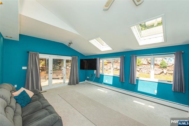 57 Magee Road, Ringwood, NJ 07456