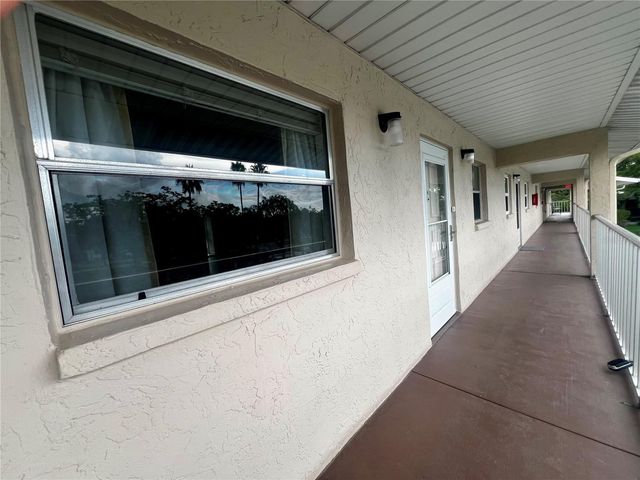 3981 MACEACHEN BOULEVARD 330, Sarasota, FL 34233